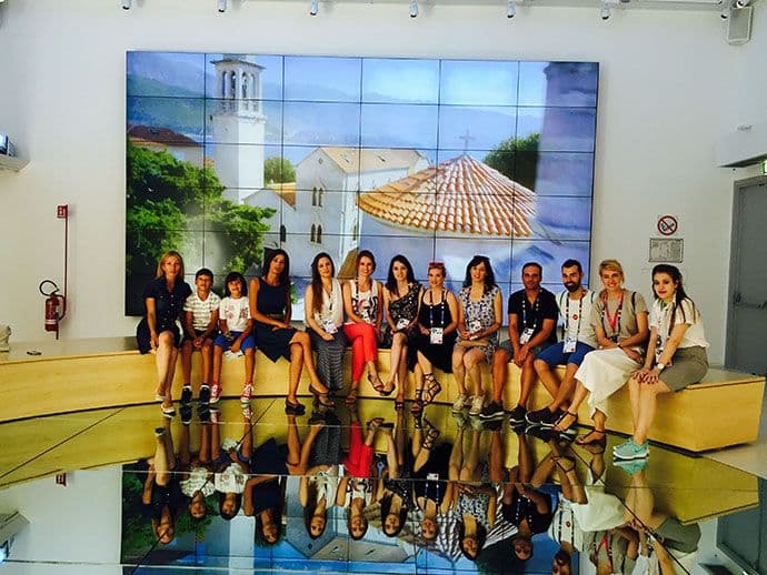 Studenti posjetili crnogorski paviljon na izložbi EXPO u Milanu Studenti posjetili crnogorski paviljon na izložbi EXPO u Milanu