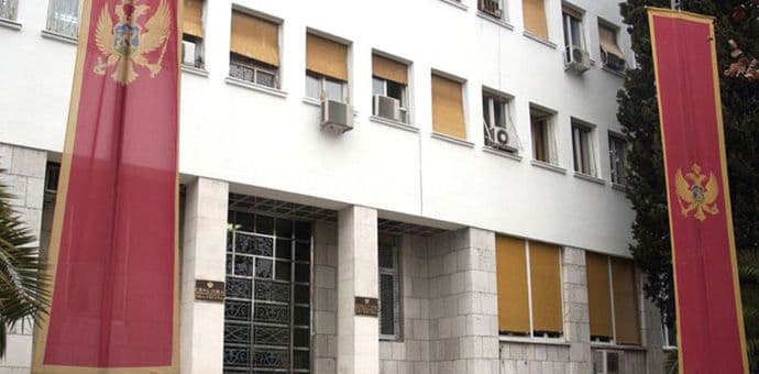 Poslanici u avgustu na kolektivnom odmoru 30 dana Poslanici u avgustu na kolektivnom odmoru 30 dana