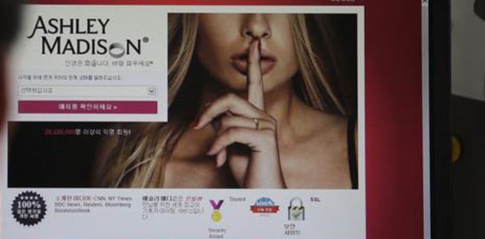 Hakovan sajt "Ešli Medison" - strijepi 37 miliona preljubnika Hakovan sajt "Ešli Medison" - strijepi 37 miliona preljubnika