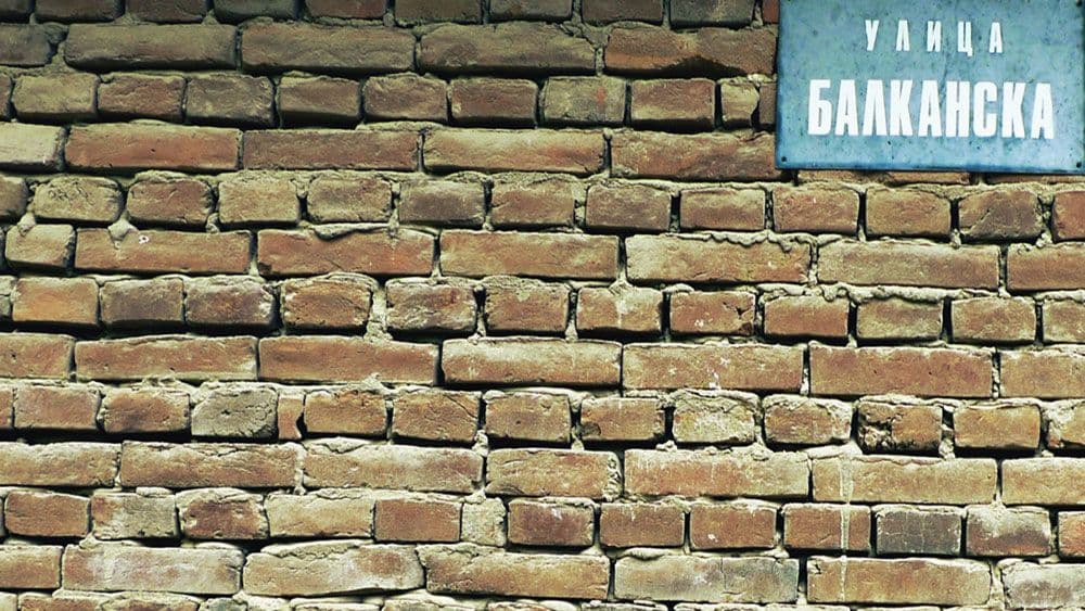 The Guardian: Merkel streichelt The Guardian: Merkel streichelt