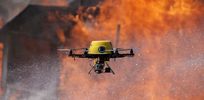 SAD: Vatrogasci bijesni zbog dronova, država uvela kazne od 25.000 dolara SAD: Vatrogasci bijesni zbog dronova, država uvela kazne od 25.000 dolara