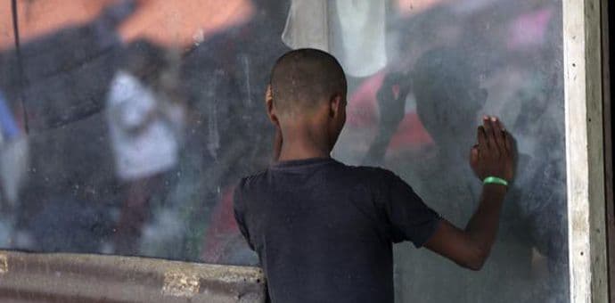 U Njemačkoj uz "Hajl Hitler" napali azilantski dom U Njemačkoj uz "Hajl Hitler" napali azilantski dom