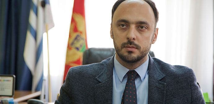 RAKOČEVIĆ: Oko 500 taksista ne plaća poreze, uvodimo red i TX tablice  RAKOČEVIĆ: Oko 500 taksista ne plaća poreze, uvodimo red i TX tablice