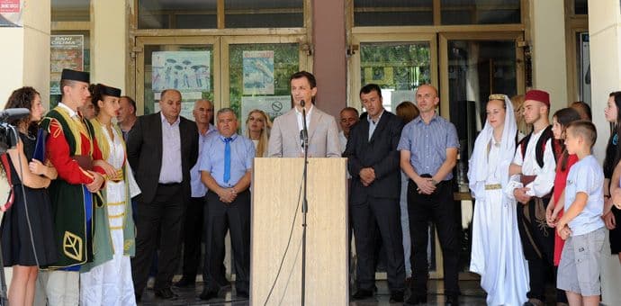 Bošković otvorio novi školski poligon u Petnjici Bošković otvorio novi školski poligon u Petnjici