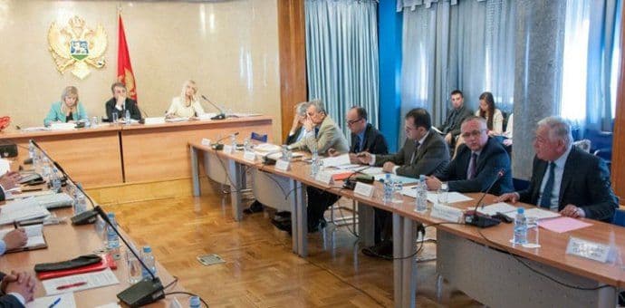 Odbor za bezbjednost sjutra raspravlja o Peruničiću Odbor za bezbjednost sjutra raspravlja o Peruničiću