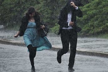 Očekuje nas kiša sa grmljavinom Očekuje nas kiša sa grmljavinom