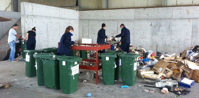 Prikupljeno 340 kilograma papira i kartona u akciji reciklaže papira Prikupljeno 340 kilograma papira i kartona u akciji reciklaže papira