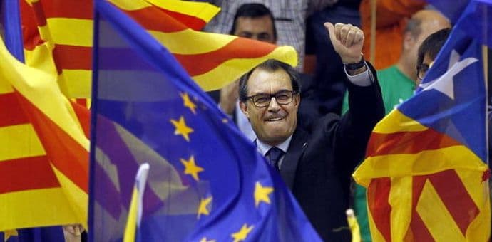 Katalonija spremna za prijevremene izbore i glasanje o nezavisnosti Katalonija spremna za prijevremene izbore i glasanje o nezavisnosti