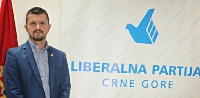 BORANČIĆ: Novi zakoni olakšaće ekonomski položaj građana BORANČIĆ: Novi zakoni olakšaće ekonomski položaj građana