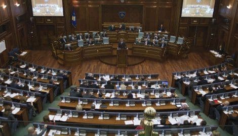 Skupština Kosova usvojila amandmane za formiranje Specijalnog suda Skupština Kosova usvojila amandmane za formiranje Specijalnog suda