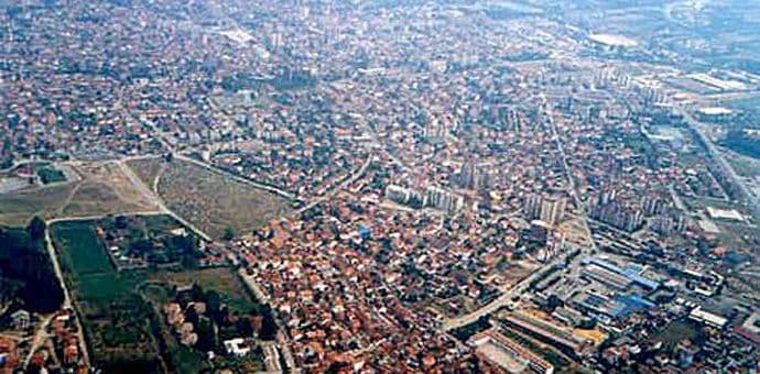 U poplavama u Tetovu poginulo četvoro djece U poplavama u Tetovu poginulo četvoro djece