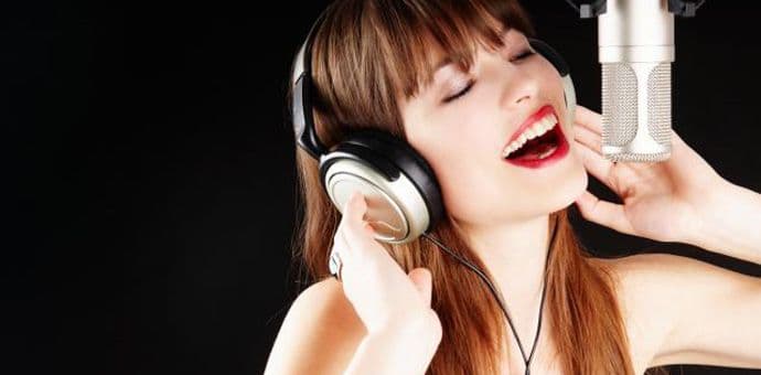 Kako prevazići strah od javnog nastupa? Kako prevazići strah od javnog nastupa?