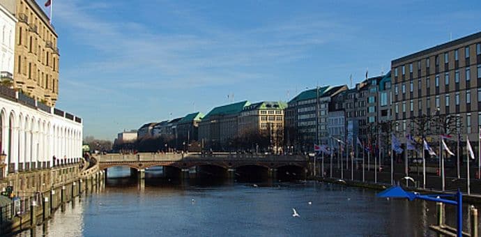 Crna Gora aplicira za članstvo u EMBL i EMBO Crna Gora aplicira za članstvo u EMBL i EMBO