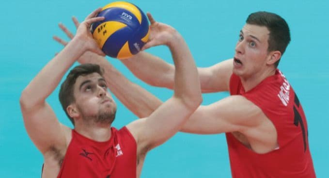 Sanders u Budvanskoj rivijeri Sanders u Budvanskoj rivijeri