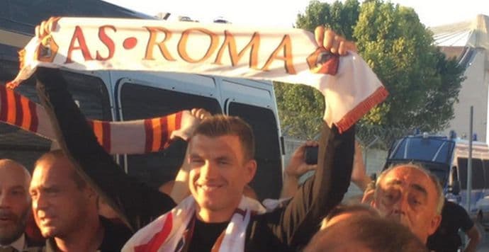 Džeko i zvanično nova 'devetka' Rome Džeko i zvanično nova 'devetka' Rome