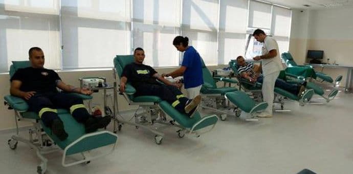 Pripadnici Službe zaštite donirali krv Pripadnici Službe zaštite donirali krv