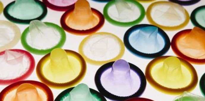 Rusija zabranila uvoz stranih kondoma: Partneri će biti pažljivije birani Rusija zabranila uvoz stranih kondoma: Partneri će biti pažljivije birani