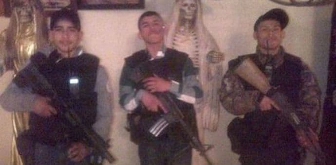 Najnemilosrdniji kartel Meksika do zuba naoružava i djecu Najnemilosrdniji kartel Meksika do zuba naoružava i djecu