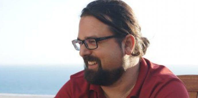 Nikolaidis promoviše roman "Devet" u Tivtu Nikolaidis promoviše roman "Devet" u Tivtu