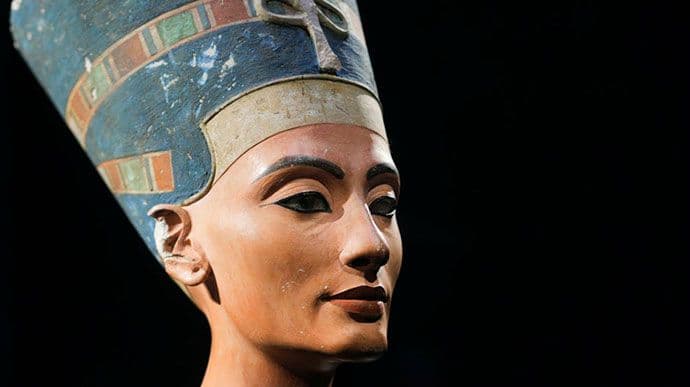 Otkrivena grobnica Nefertiti? Otkrivena grobnica Nefertiti?