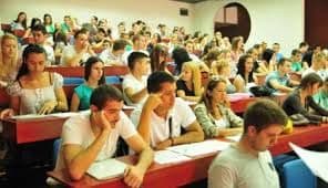 SRBIJA: Peticija o ukidanju beneficija studentima iz Crne Gore - Kad nacionalne povlastice postanu teret za sunarodnike SRBIJA: Peticija o ukidanju beneficija studentima iz Crne Gore - Kad nacionalne povlastice postanu teret za sunarodnike