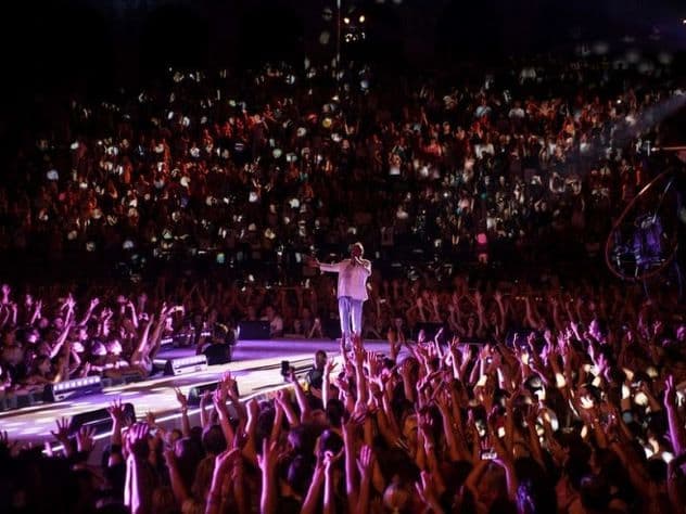 Toni Cetinski koncertom u punoj pulskoj areni proslavio 25 godina karijere (VIDEO) Toni Cetinski koncertom u punoj pulskoj areni proslavio 25 godina karijere (VIDEO)