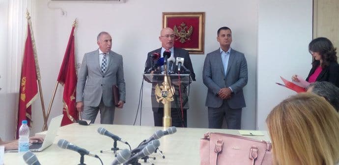 Uhapšeno 13 lica, za jednim se još traga; Stanković: Nema, i neće biti nedodirljivih Uhapšeno 13 lica, za jednim se još traga; Stanković: Nema, i neće biti nedodirljivih