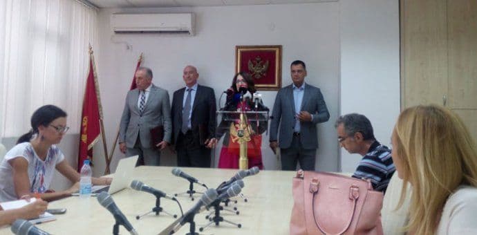 Da li je informacija o hapšenjima u Budvi prodata Vijestima za 3.000 eura? Da li je informacija o hapšenjima u Budvi prodata Vijestima za 3.000 eura?