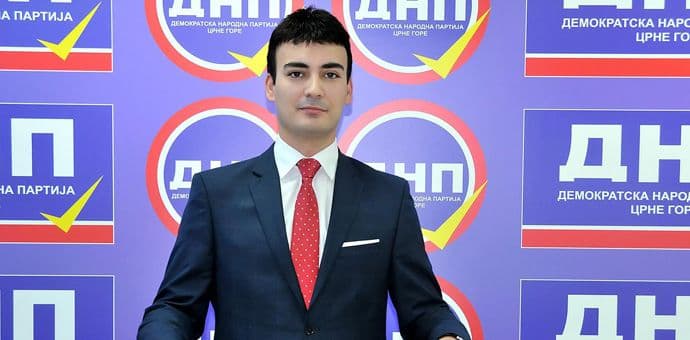 DF i DNP: Demokrate sada nemaju dovoljan broj poslanika za izglasavanje nepovjerenja Vladi DF i DNP: Demokrate sada nemaju dovoljan broj poslanika za izglasavanje nepovjerenja Vladi