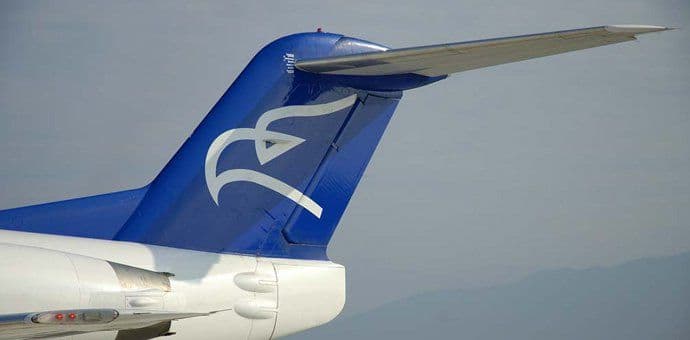 U motor aviona Montenegro Airlinesa uletjela ptica, nema oštećenja U motor aviona Montenegro Airlinesa uletjela ptica, nema oštećenja