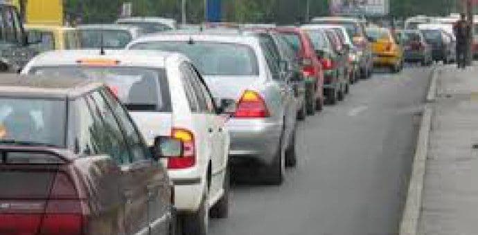 Pojačan intenzitet saobraćaja prema turističkim centrima Pojačan intenzitet saobraćaja prema turističkim centrima