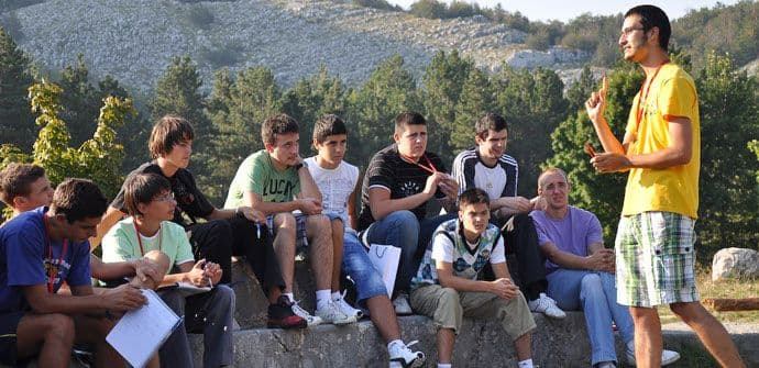 Vlahović otvorila Ljetnju školu nauke na Ivanovim Koritima (VIDEO) Vlahović otvorila Ljetnju školu nauke na Ivanovim Koritima (VIDEO)