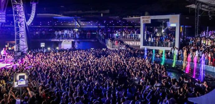 LGBT Forum Progres: Zaštitar Top Hila prebio gej par zbog poljupca LGBT Forum Progres: Zaštitar Top Hila prebio gej par zbog poljupca