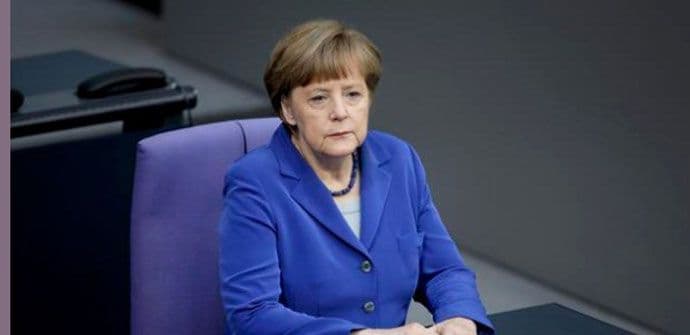 Merkelova: Migranti veći izazov od grčke krize Merkelova: Migranti veći izazov od grčke krize