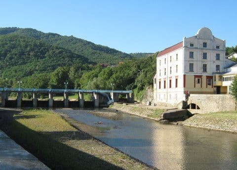 Petoro mladih povrijeđeno u udesu kod Vlasotinca Petoro mladih povrijeđeno u udesu kod Vlasotinca