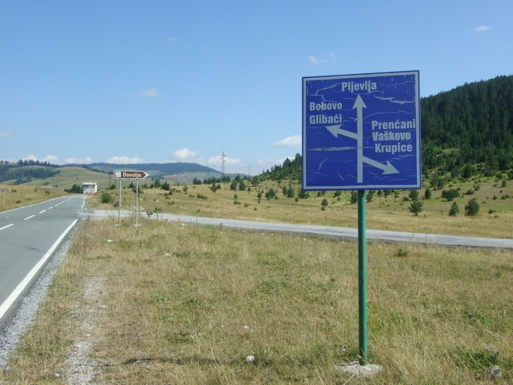 Pljevlja - Đurđevića Tara: Autobus sletio s puta Pljevlja - Đurđevića Tara: Autobus sletio s puta