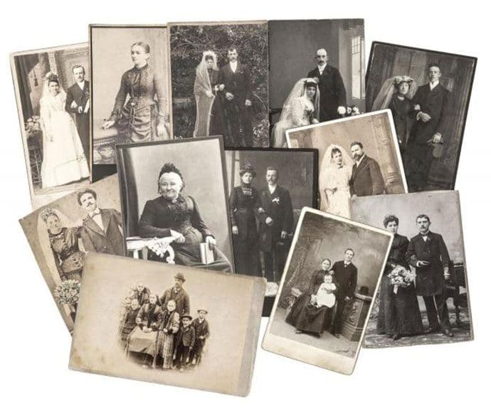 Zašto se ljudi ne smiju na starim fotografijama? Zašto se ljudi ne smiju na starim fotografijama?