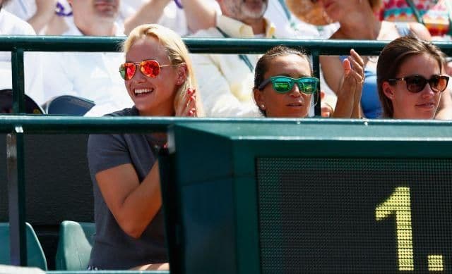 Oglasila se Dona Vekić Oglasila se Dona Vekić