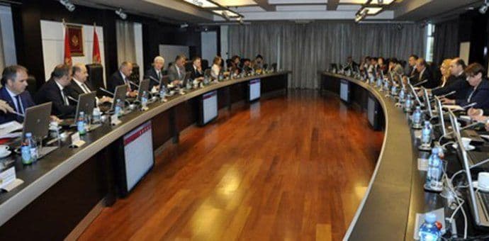 Dnevni red Vlade: Bez pomena o smjeni Brajovića i Lazovića Dnevni red Vlade: Bez pomena o smjeni Brajovića i Lazovića