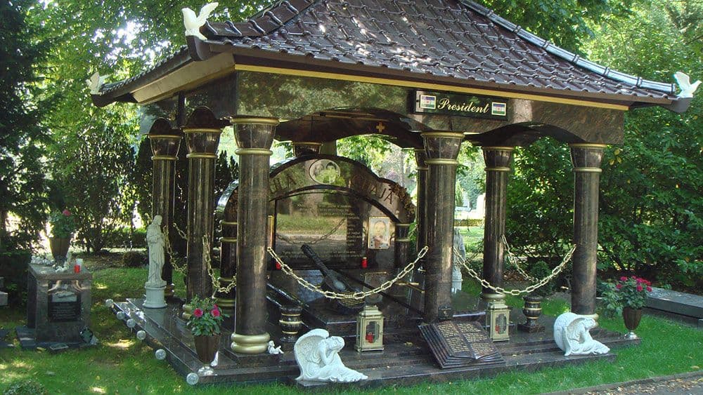 Dubravka Ugrešić: Mali ljudi i ciganska sreća Dubravka Ugrešić: Mali ljudi i ciganska sreća