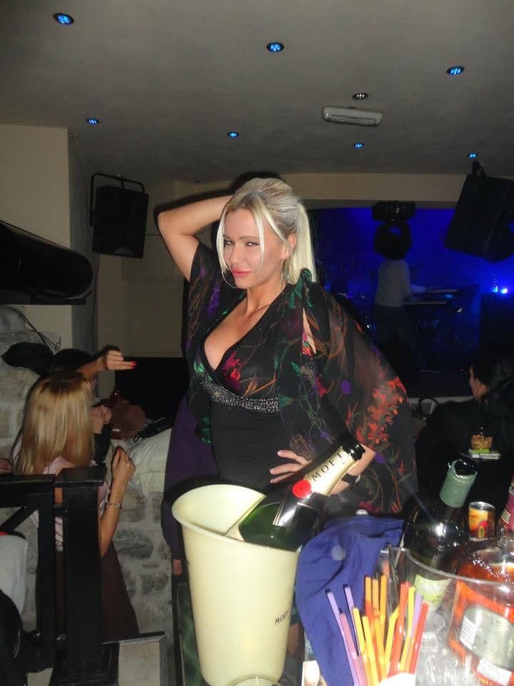 AKCIJA "LUTKA": Uhapšena Željka Rolović zbog sumnje da je organizovala prostituciju AKCIJA "LUTKA": Uhapšena Željka Rolović zbog sumnje da je organizovala prostituciju