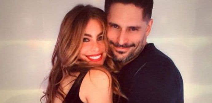 Sofija Vergara i Džo Manganijelo zakazali svadbu! Sofija Vergara i Džo Manganijelo zakazali svadbu!