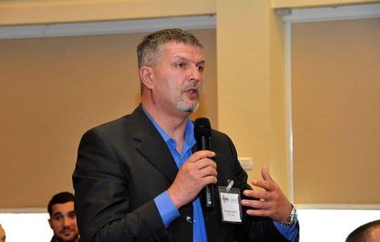 DEDOVIĆ: Rezolucijom se šalje poruka da postoji podrška za pristupanje NATO-u DEDOVIĆ: Rezolucijom se šalje poruka da postoji podrška za pristupanje NATO-u