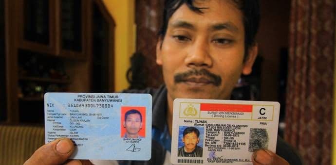 Da, Bog postoji, ali će morati da promijeni ime Da, Bog postoji, ali će morati da promijeni ime