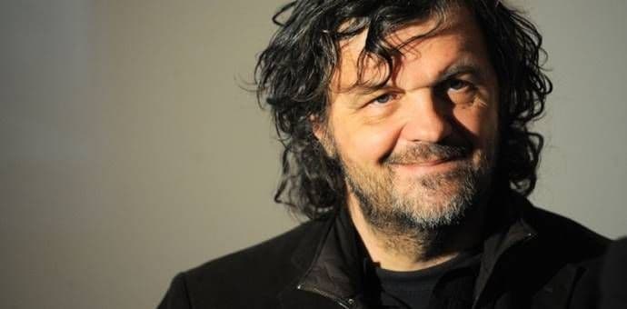 Amfilohije nagradio Kusturicu za "umjetnički angažman u odbrani identiteta i dostojanstva srpskog naroda" Amfilohije nagradio Kusturicu za "umjetnički angažman u odbrani identiteta i dostojanstva srpskog naroda"