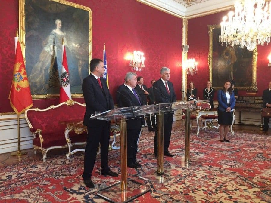 BEČ: Crna Gora potpisala Sporazum o granici sa BiH i Kosovom BEČ: Crna Gora potpisala Sporazum o granici sa BiH i Kosovom