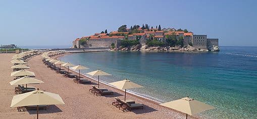 European Best Destinations: Sveti Stefan među 13 "skrivenih dragulja" Evrope European Best Destinations: Sveti Stefan među 13 "skrivenih dragulja" Evrope