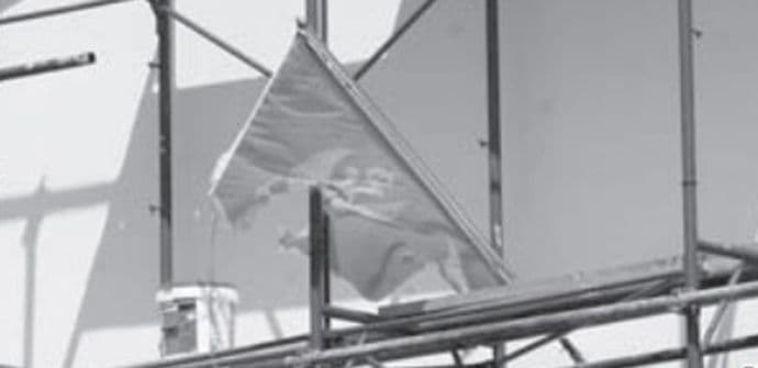 Vijori se - pocijepana zastava Vijori se - pocijepana zastava