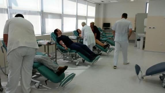 Preko 120 zaposlenih u Ministarstvu prosvjete, školama i vrtićima dalo krv Preko 120 zaposlenih u Ministarstvu prosvjete, školama i vrtićima dalo krv