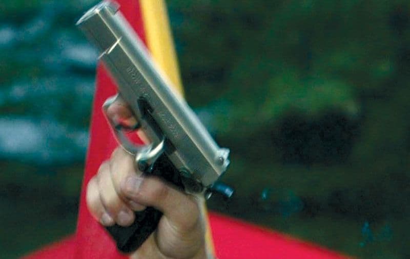 Šenlučenja na svadbama i drugim veseljima: Primitivizam koji ugrožava živote Šenlučenja na svadbama i drugim veseljima: Primitivizam koji ugrožava živote